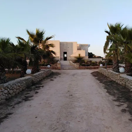 Le Dimore Di Gianni Favignana